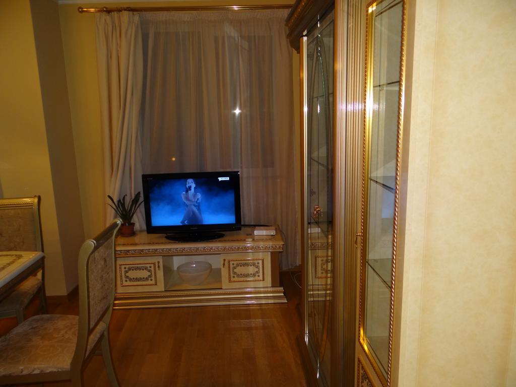 Luxury Versailles Apartments Center Opera Бургас Экстерьер фото