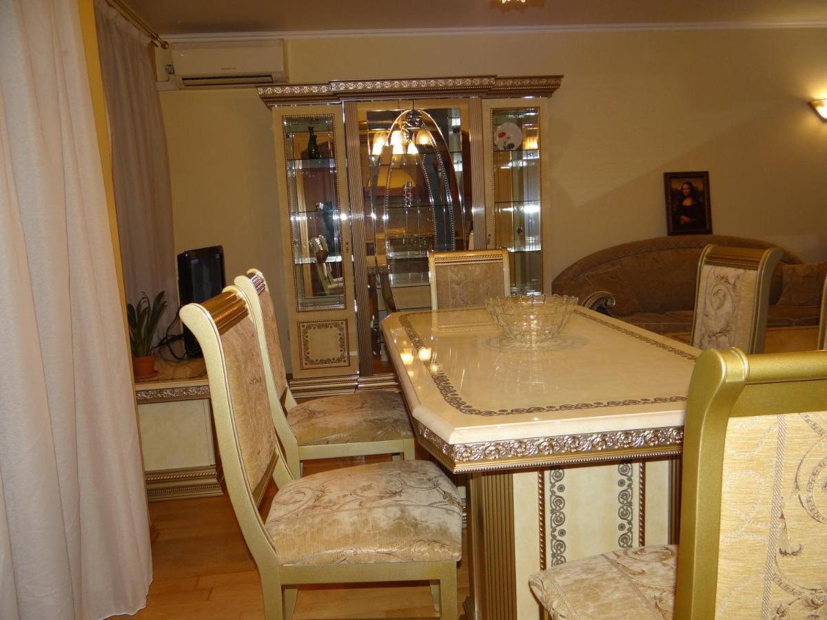 Luxury Versailles Apartments Center Opera Бургас Экстерьер фото